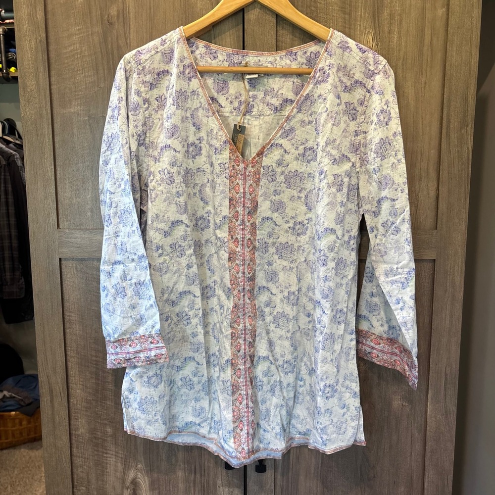 NWT Carbon 2 Cobalt Botanic Floral V-Neck Tunic Top Blue Purple Medium